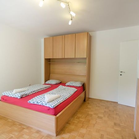 Apartment Near The Train Station Ljubljana Eksteriør billede