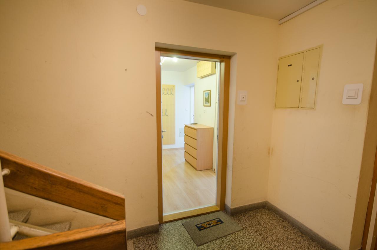 Apartment Near The Train Station Ljubljana Eksteriør billede
