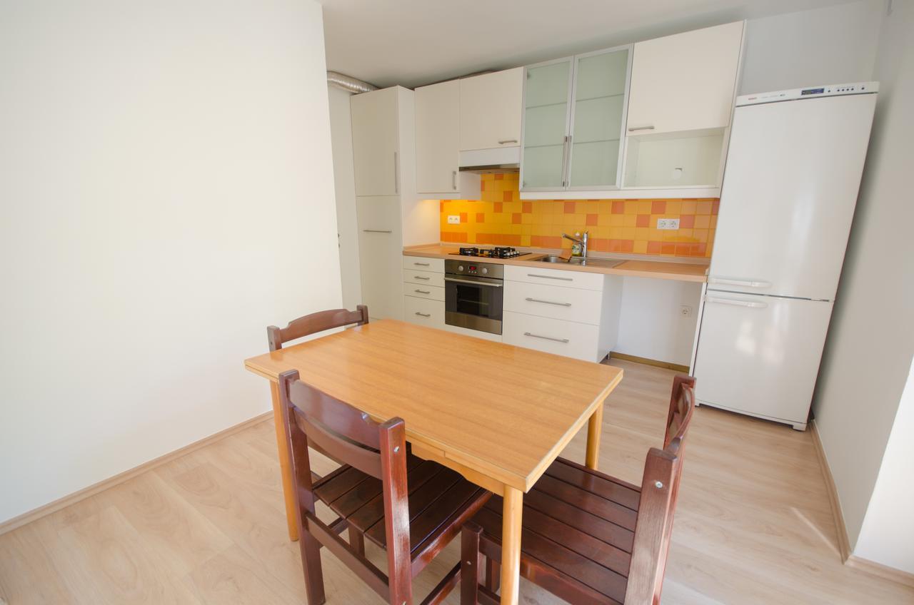 Apartment Near The Train Station Ljubljana Eksteriør billede