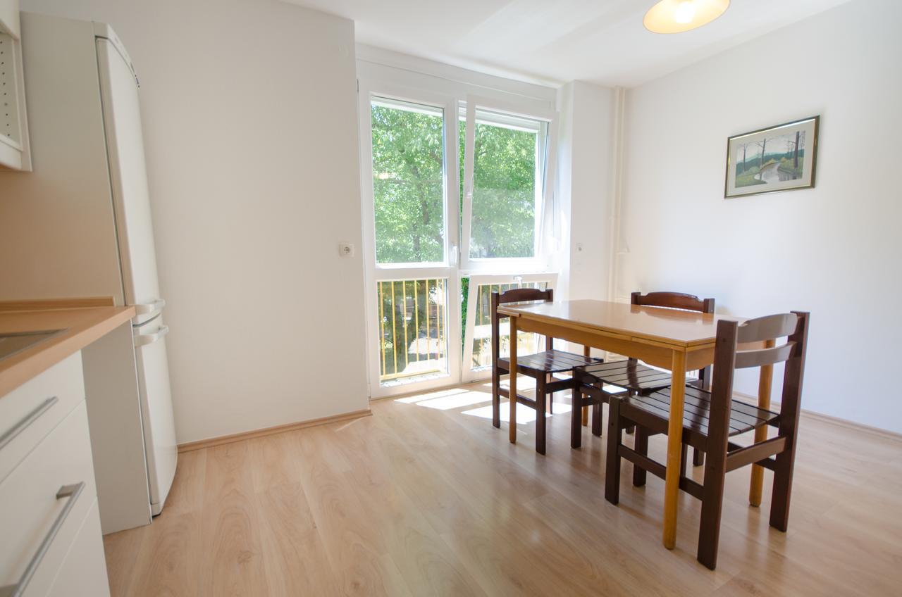 Apartment Near The Train Station Ljubljana Eksteriør billede